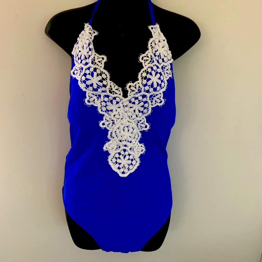 NEW Women’s One piece swimsuit XXL (2X)